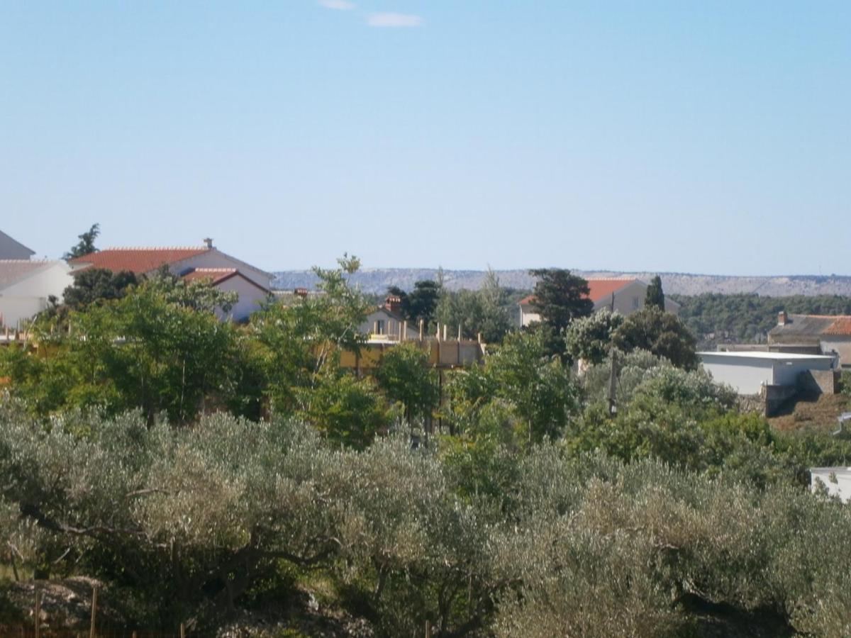 Zobic Family Apartments Rab Town Exterior foto
