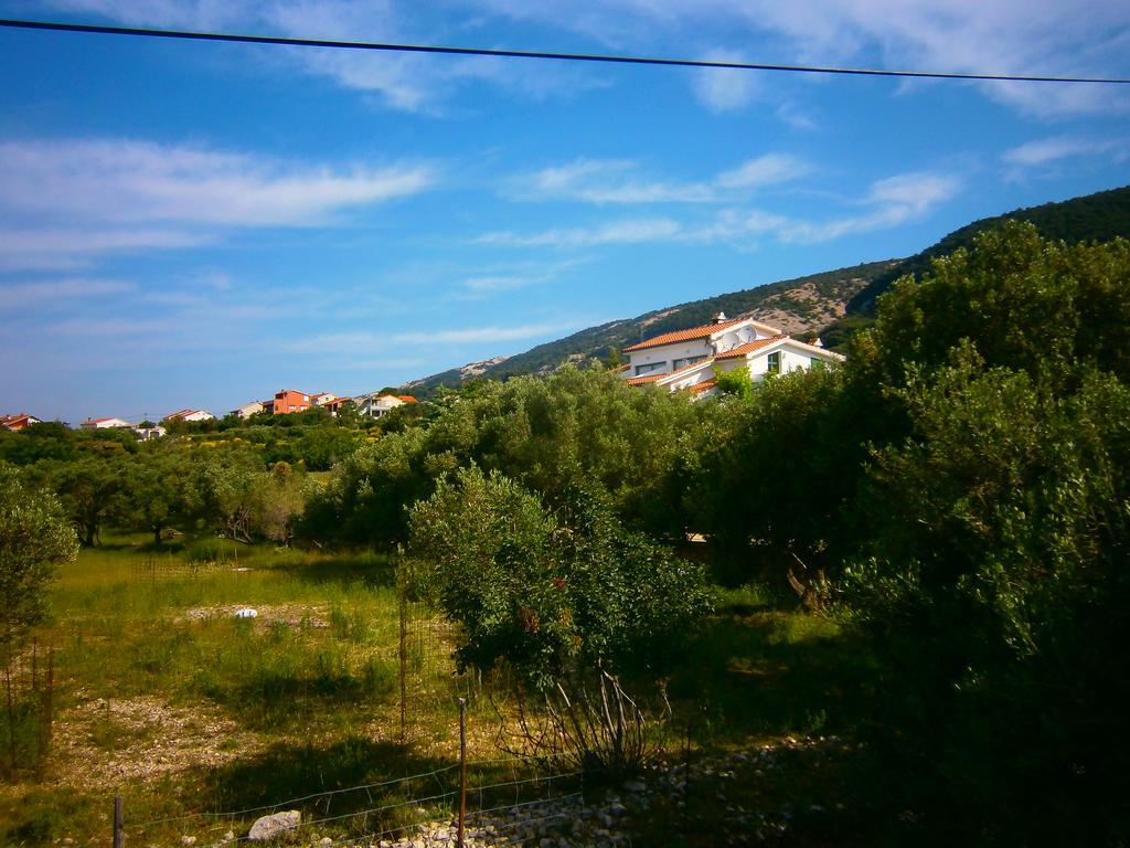 Zobic Family Apartments Rab Town Exterior foto